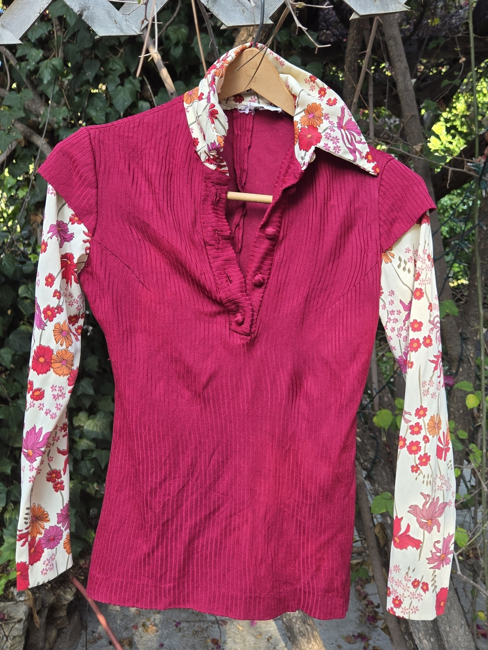 Vintage 70s Hippie Top with Floral  Long Sleeves Xs As Is